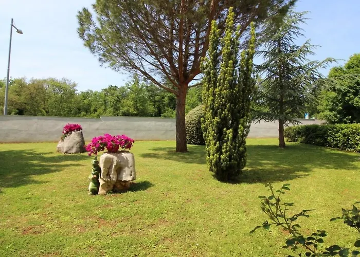 Luna By Interhome Appartement Poreč