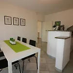 Luna By Interhome דירה