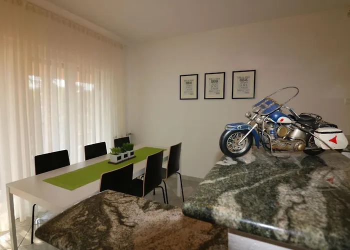 Luna By Interhome * Poreč