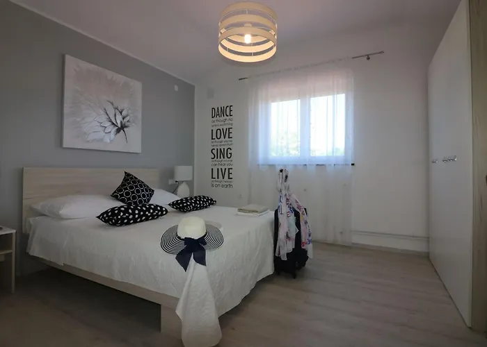 Apartmán Luna By Interhome Poreč